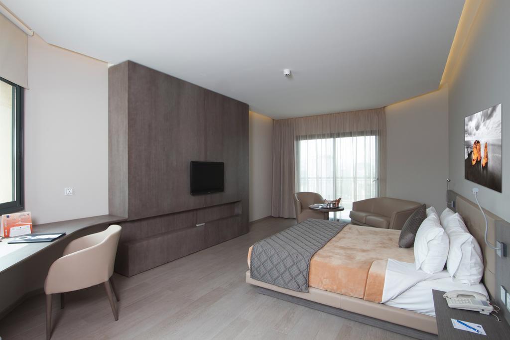 Promenade Hotel Zalqa Luaran gambar