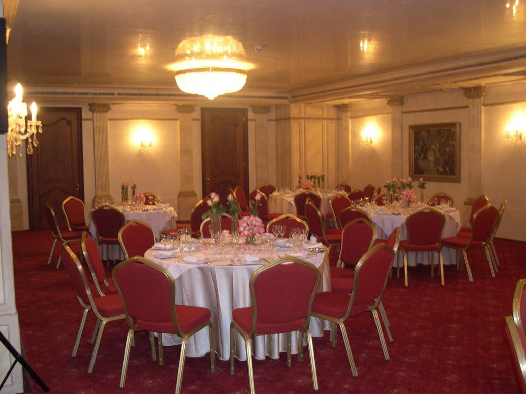Promenade Hotel Zalqa Luaran gambar