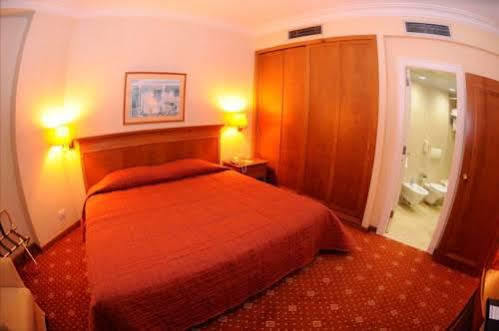 Promenade Hotel Zalqa Luaran gambar