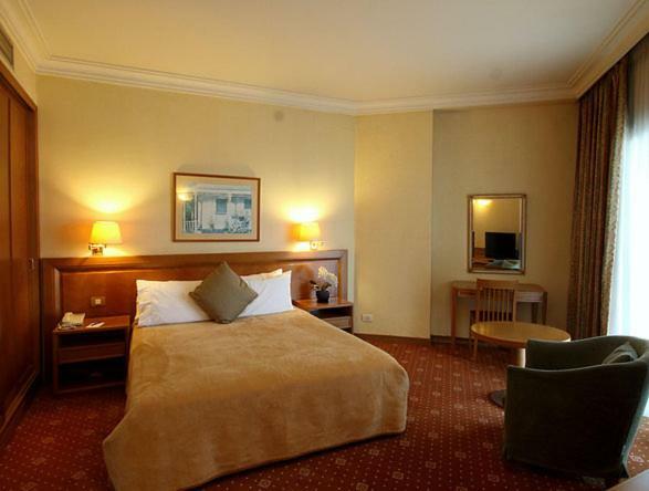Promenade Hotel Zalqa Luaran gambar